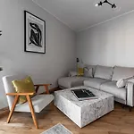 Przystanek Orlowo Centrum דירה *